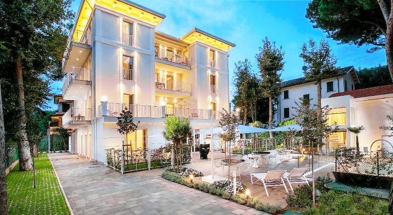 Serviced apartment  Riccione