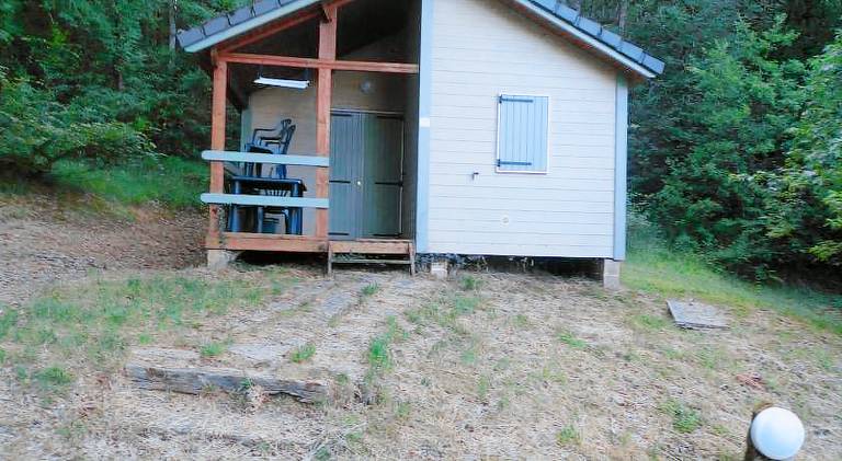Chalet nature et lac dans parc residentiel de loisirs in Gaillard