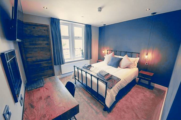 Bed and breakfast  Ambergate