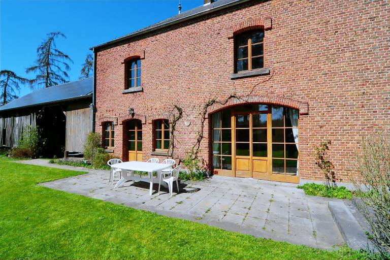 Child-friendly vacation home with patio, garden & barbeque | Nature view | Pets are welcome — photo 5