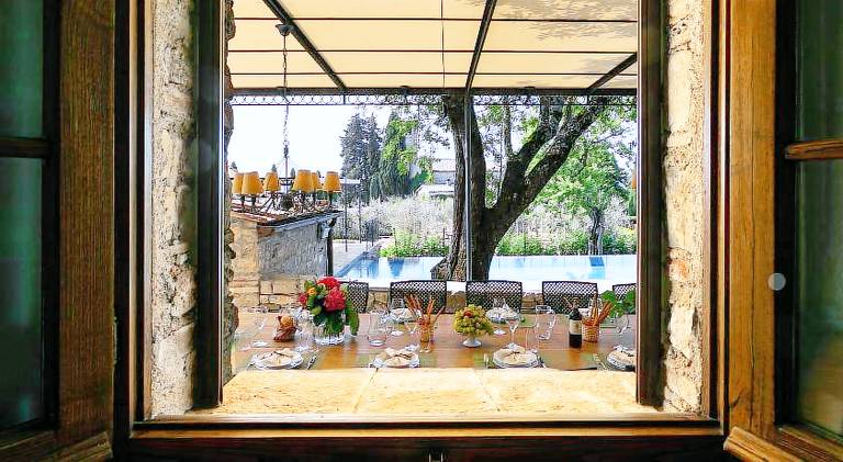 Villa with pool — photo 5