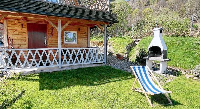 House with 2 rooms for 7 persons in Jelenia Gora