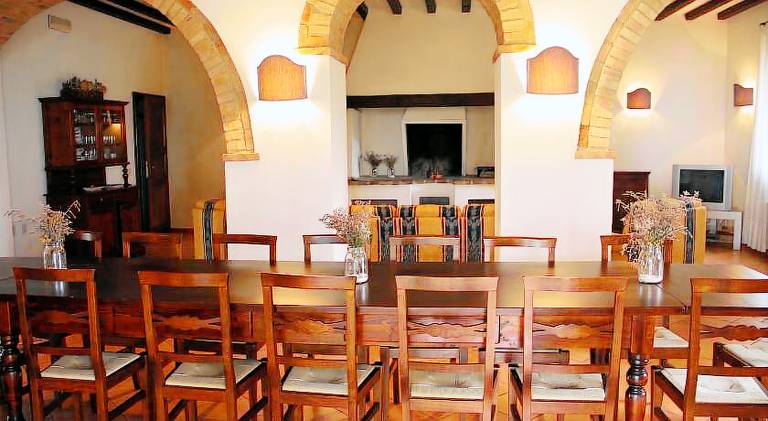 Family-oriented nice villa with pool, garden & grill | Pets are welcome — photo 4
