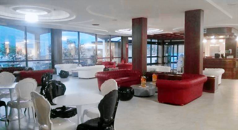 Hotel Laura Christina — photo 4