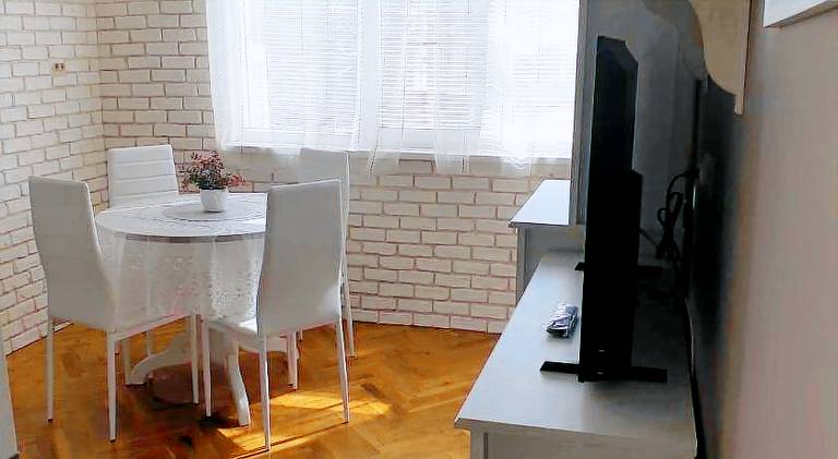 Apartment with patio | Perfect for remote work — photo 5