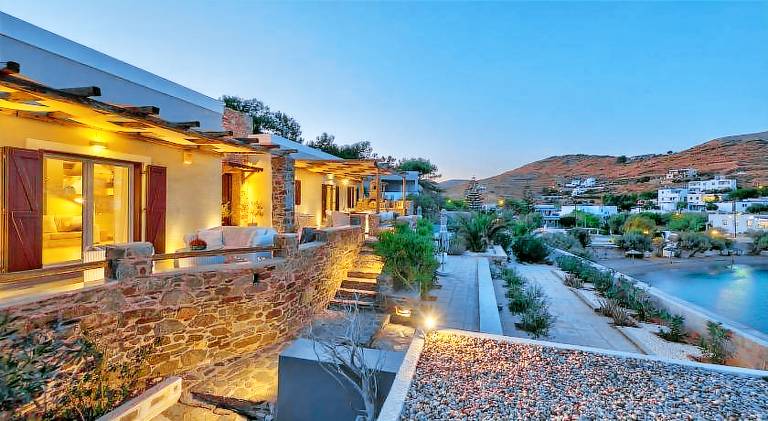 Villa with patio, hot tub & yard | Suitable for remote work — photo 5