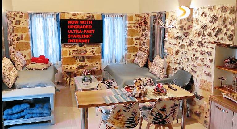 Holiday apartment with garden in Aegina