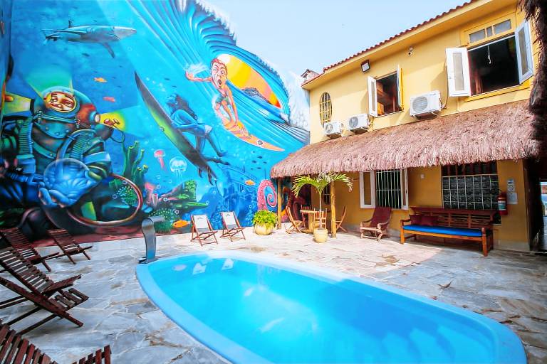 Surf Club Longboard Paradise Hostel