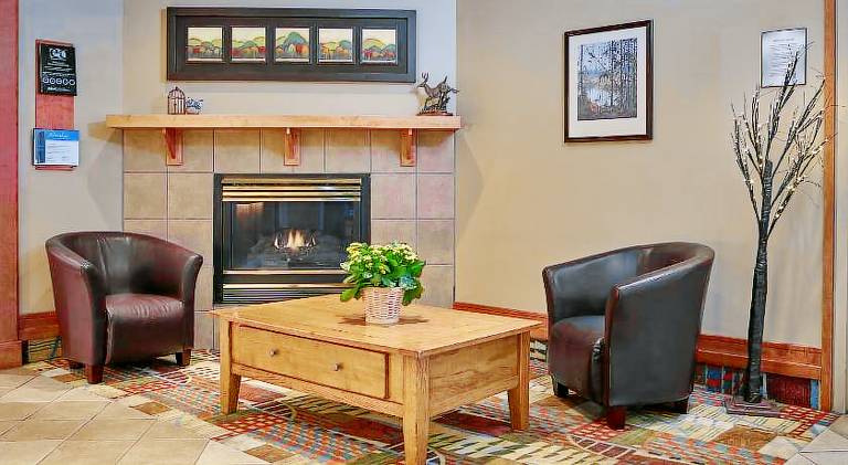 Neighbourhood Inn Hotels in Bonnyville — photo 5