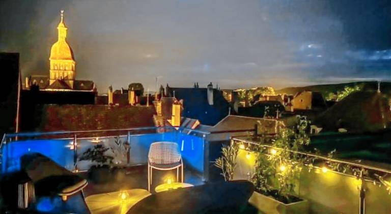 Spacious rental apartment | Dogs allowed in Beaune
