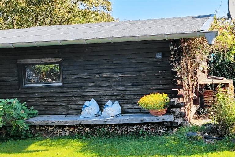 House with garden, terrace & grill — photo 4