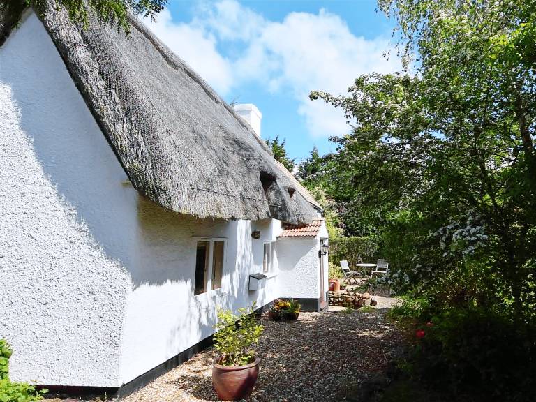 Cottage  Colmworth