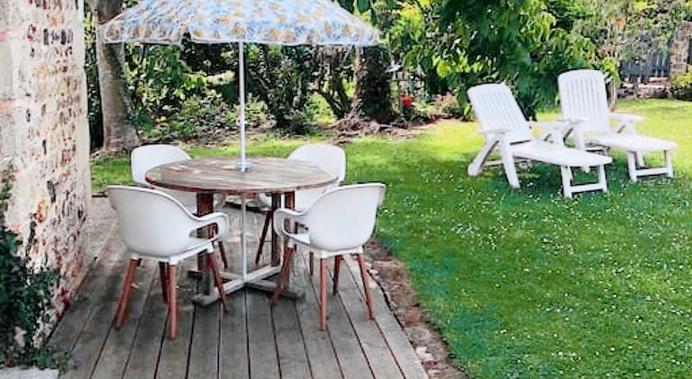 Vacation home with terrace, barbecue & garden — photo 5