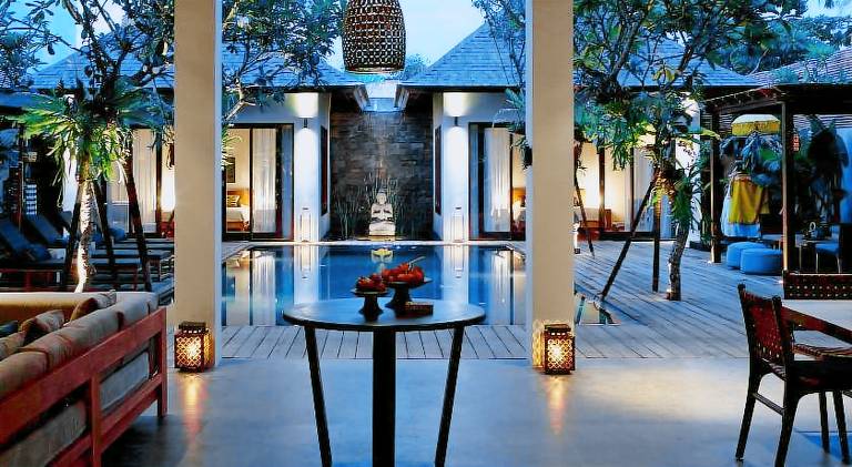 Villa with pool — photo 3