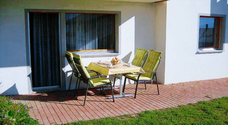 Rental apartment with 2 rooms for 4 persons — photo 4