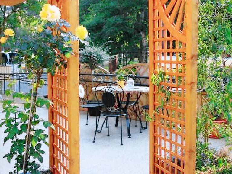Beautiful holiday apartment with barbeque, patio & yard | Close to the beach | Dogs allowed in Rewal