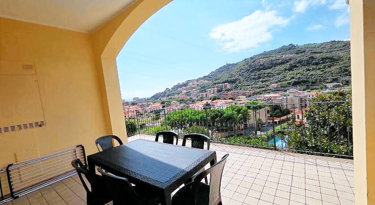 Rental apartment with 2 rooms for 5 persons — photo 4