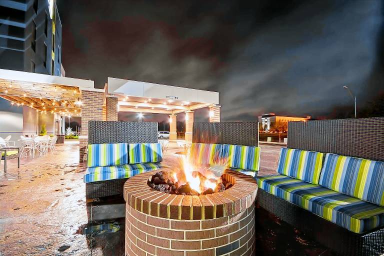 Home2 Suites by Hilton - Evansville, IN — photo 4