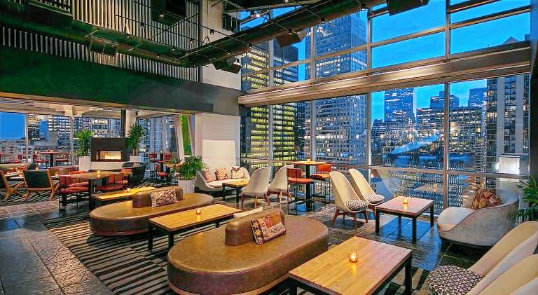 TheWit Chicago, a Hilton Hotel — photo 4