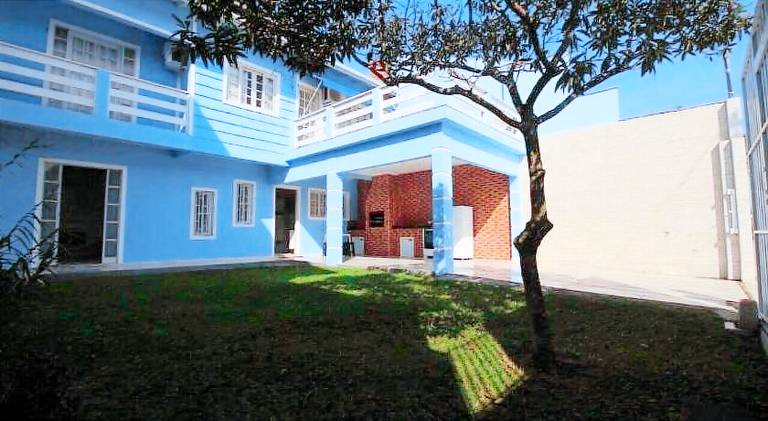 Vacation home with 4 rooms for 12 persons in Florianópolis