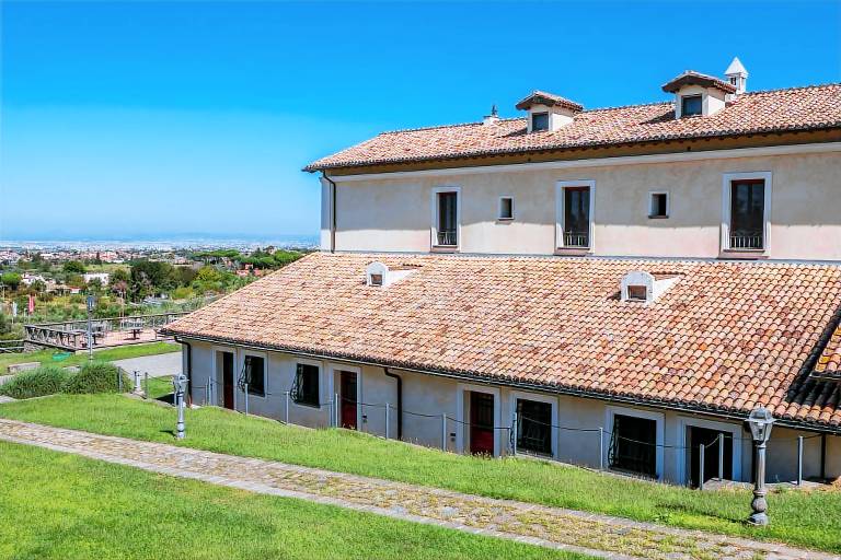 Casa Aprilia