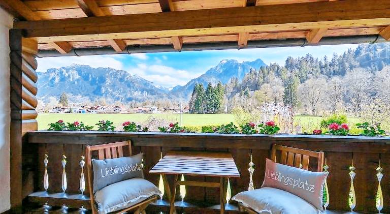 Vacation home with 4 rooms for 8 persons in Schwangau
