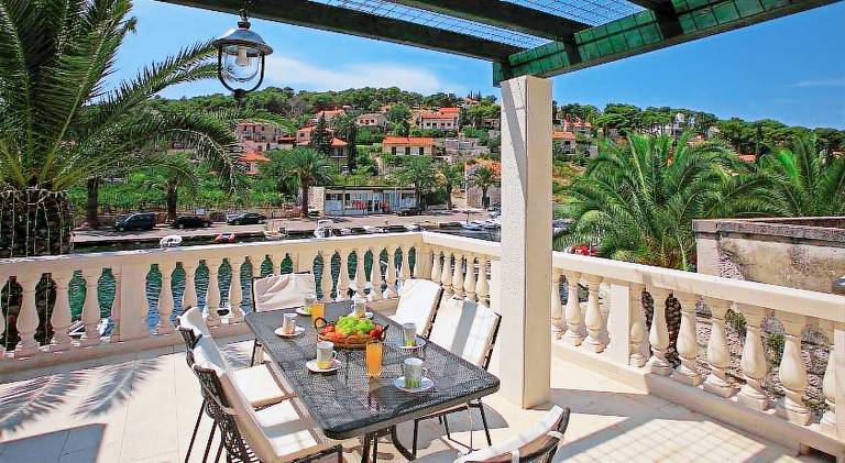 Rental apartment with terrace & yard | Suitable for remote work — photo 4