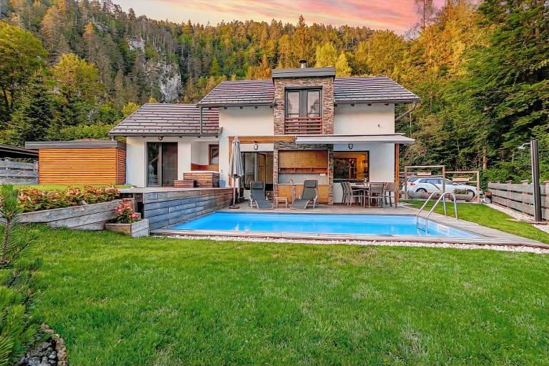 Ferienhaus in Gozd Martuljek, Jesenice für max. 8 Personen Ferienhaus in Gozd Martuljek, Jesenice für max. 8 Personen