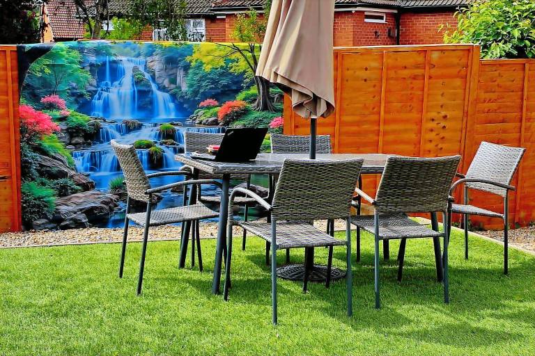 Immaculate 5 Bed House in Leeds