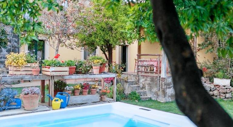 House  Catania