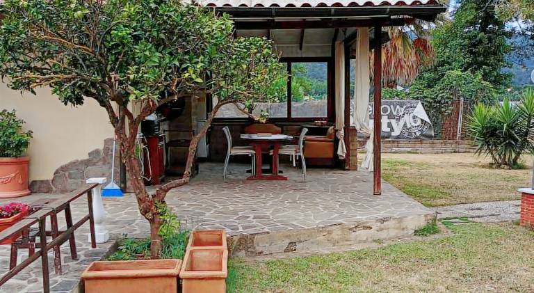 House with 2 rooms for 5 persons — photo 4
