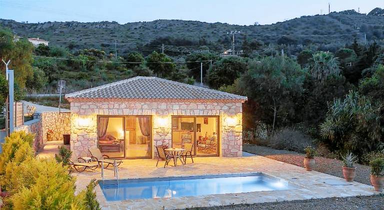 David's Villas - Private Pool & Scenic Surroundings, by ZanteWize in Zakynthos