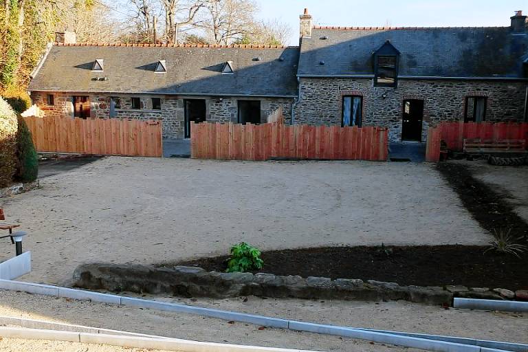Gite with garden & barbeque | Beach view — photo 2