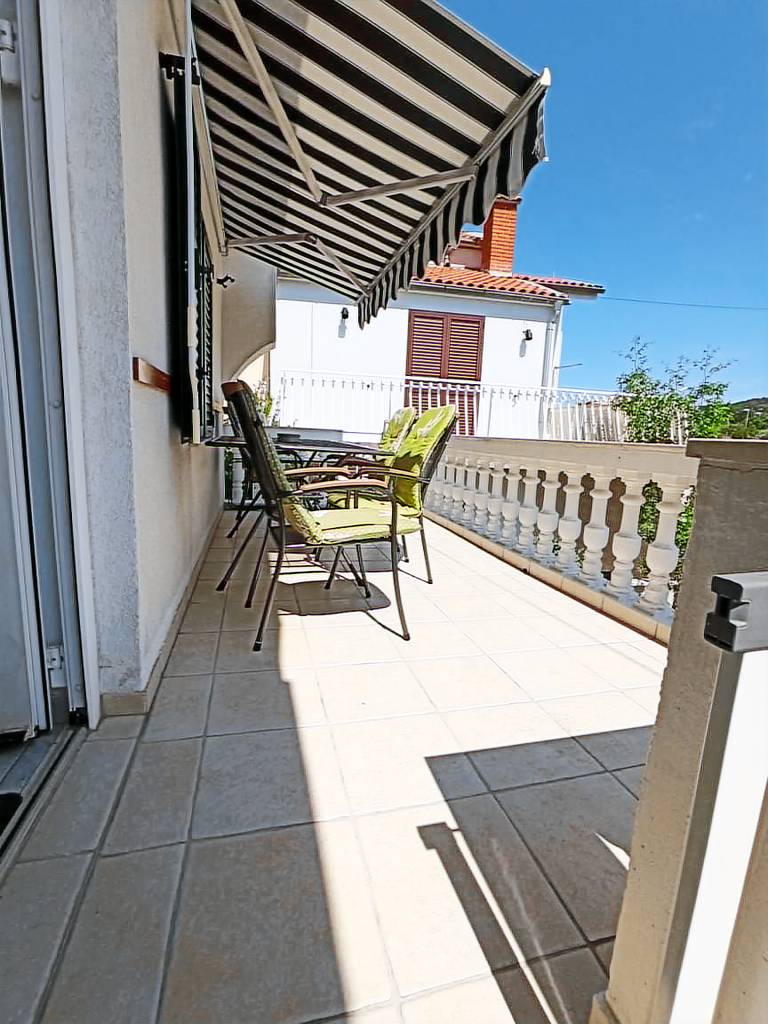 Fully equipped nice rental apartment with yard & grill | Pet-friendly — photo 4