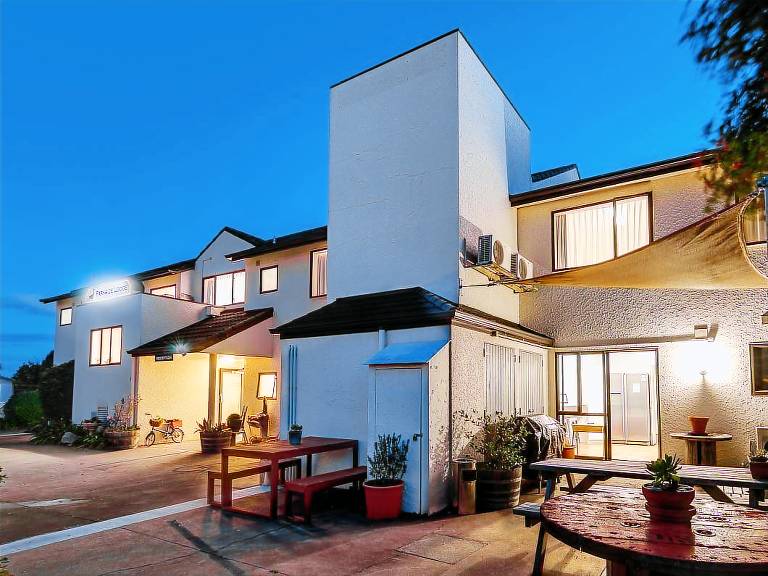 Vacation home with yard, grill & terrace — photo 3