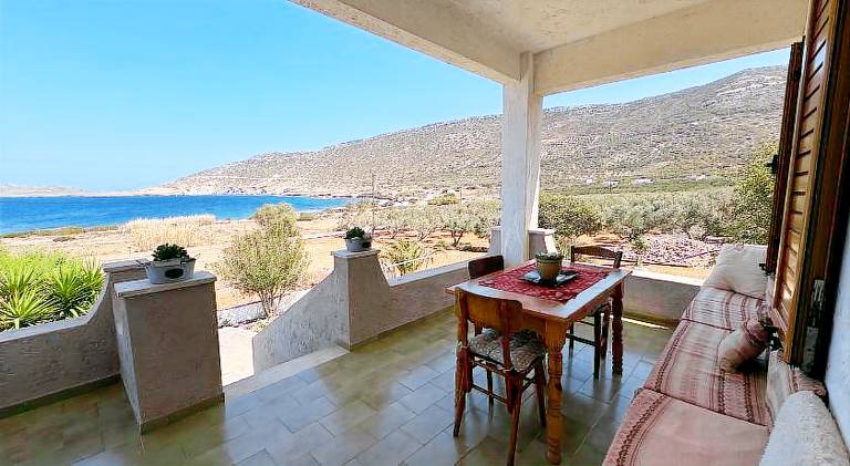 Villa with 2 rooms for 4 persons — photo 3