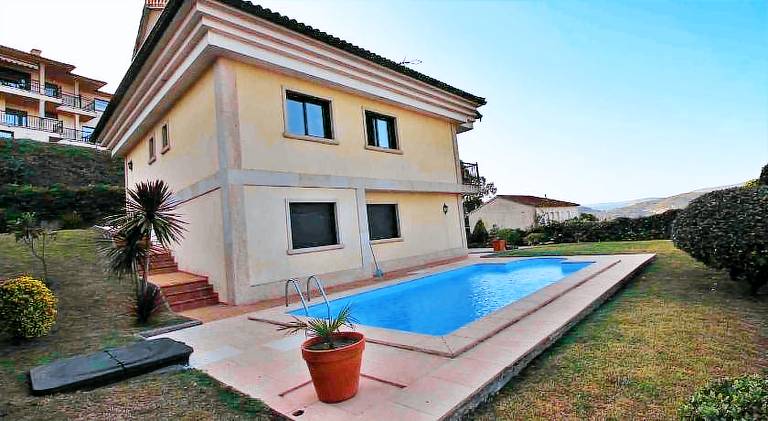 Casa A Guarda