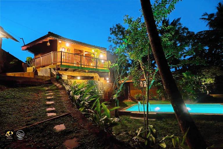 325 m&sup2; Lodge