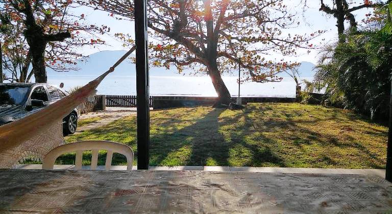 House with 2 rooms for 8 persons in Ubatuba