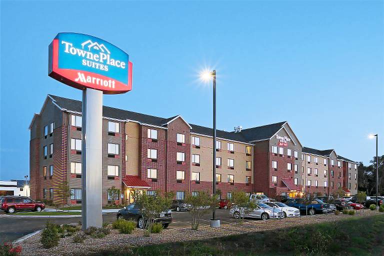 TownePlace Suites by Marriott Dodge City — photo 3