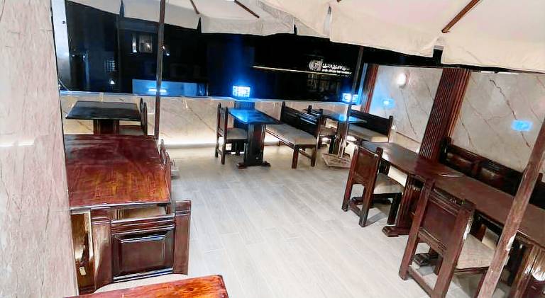 Apartment with jacuzzi & terrace — photo 2