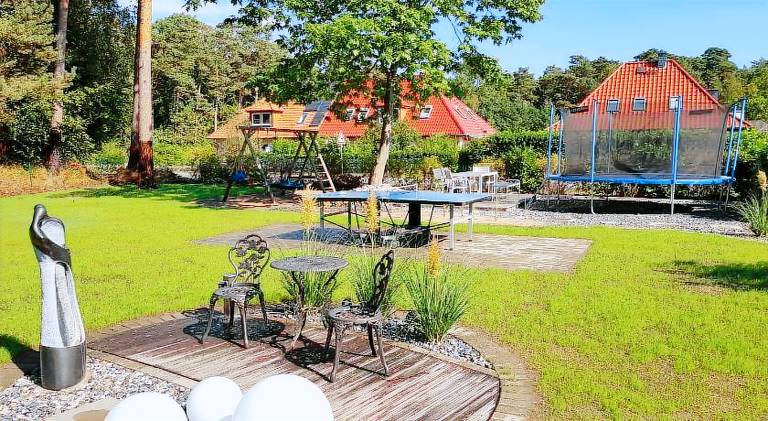 Apartment with terrace, yard & barbeque — photo 3