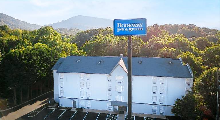Rodeway Inn & Suites near Outlet Mall - Asheville in Asheville, NC