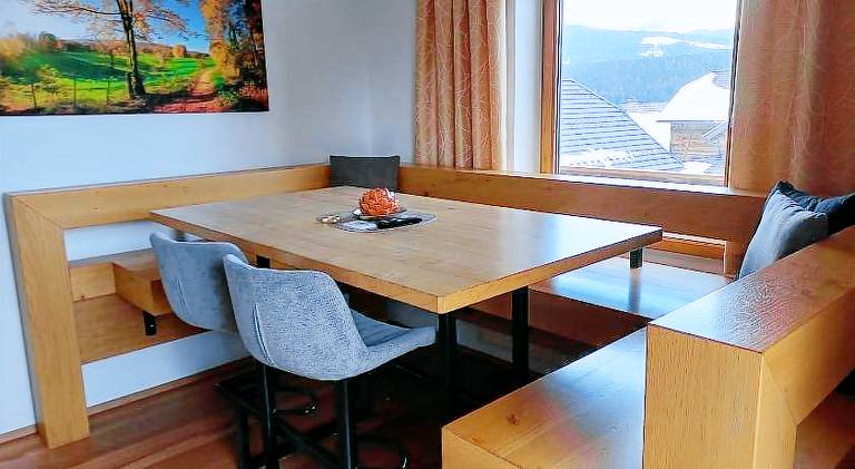 Rental apartment with yard & patio — photo 5