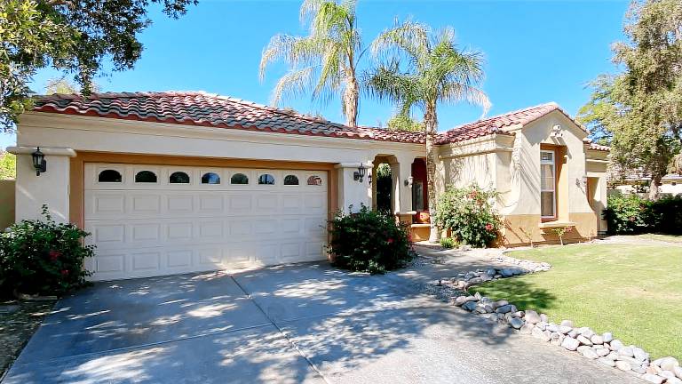 Villa Bella Resort-Style Living with Pool, Views & Casita – managed by Greenday! — photo 3