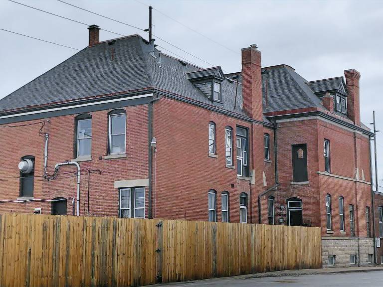 House West Central