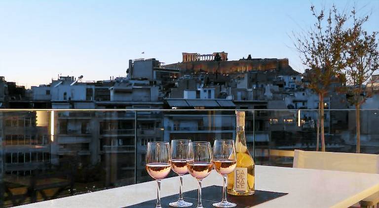 Apartment with barbeque & garden | Next to Acropolis of Athens in Athens