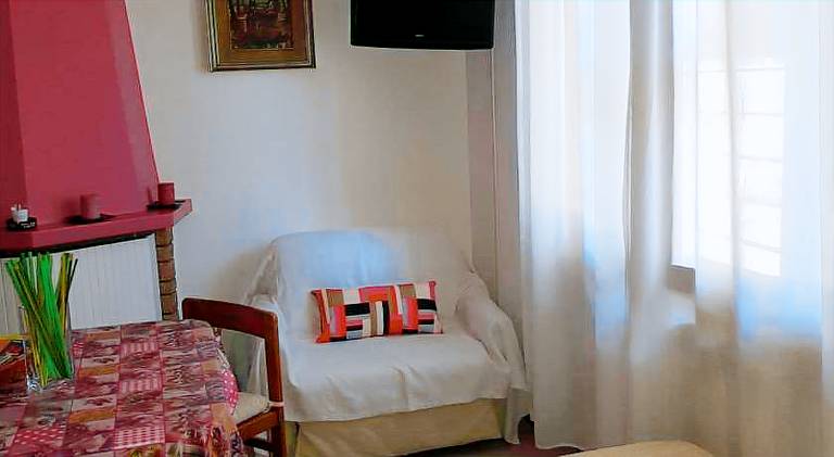 House with 1 room for 5 persons — photo 4