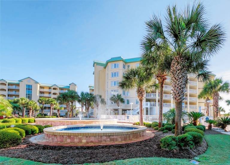 Condo Litchfield Beach