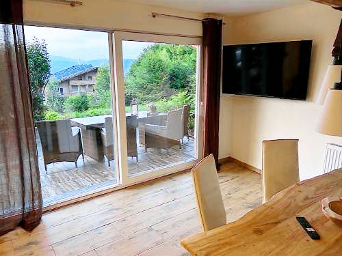 Rental apartment with terrace & yard — photo 3